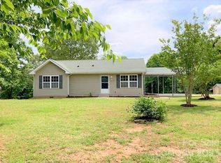 145 McCurry Ln, Union Mills, NC 28167