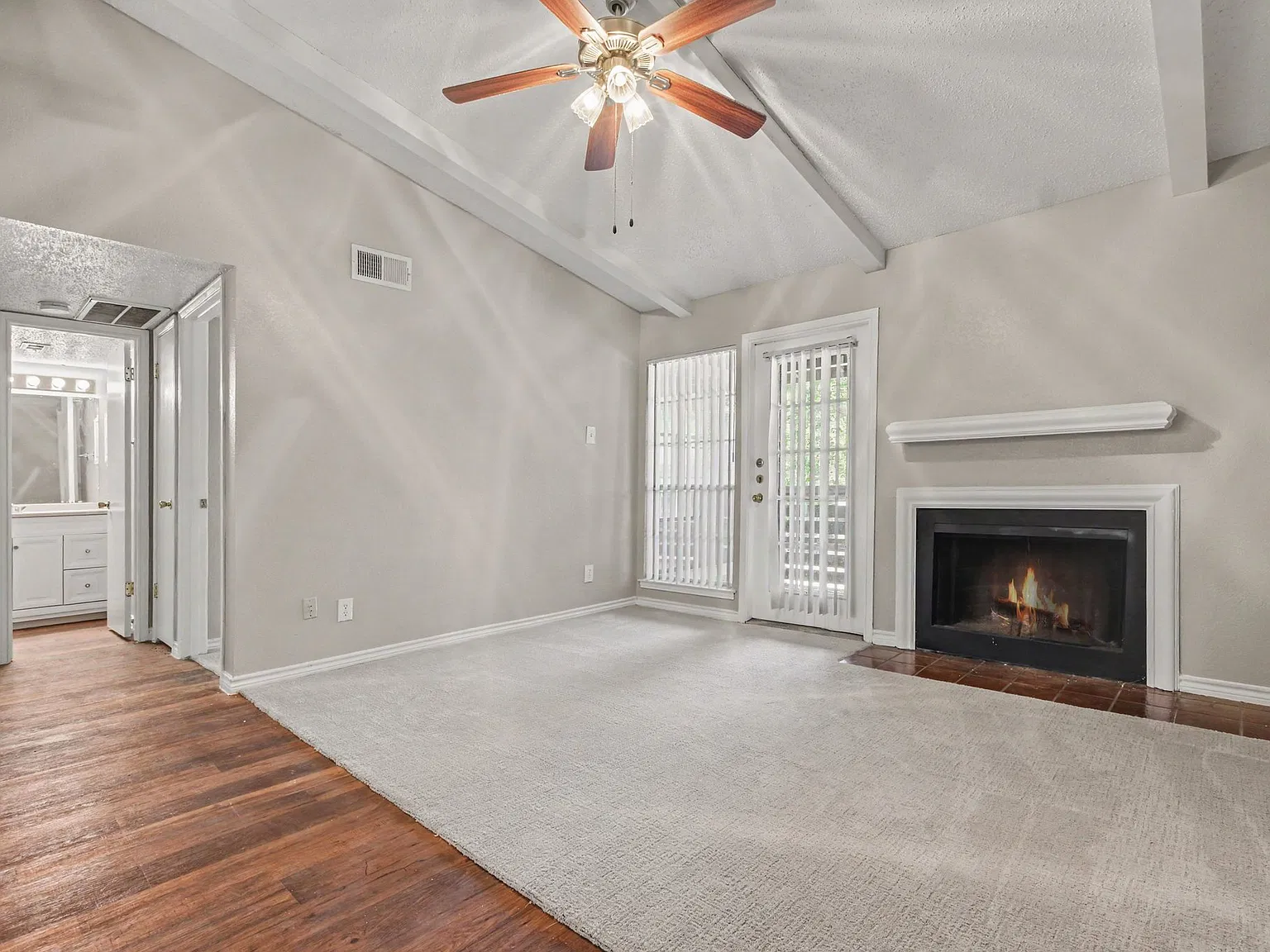 1 bed, 677 sqft, $1,295 — Photo 4