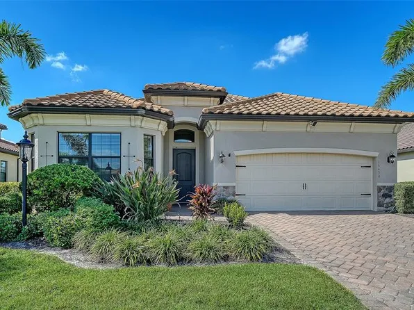 16430 Hillside Cir, Bradenton, FL 34202