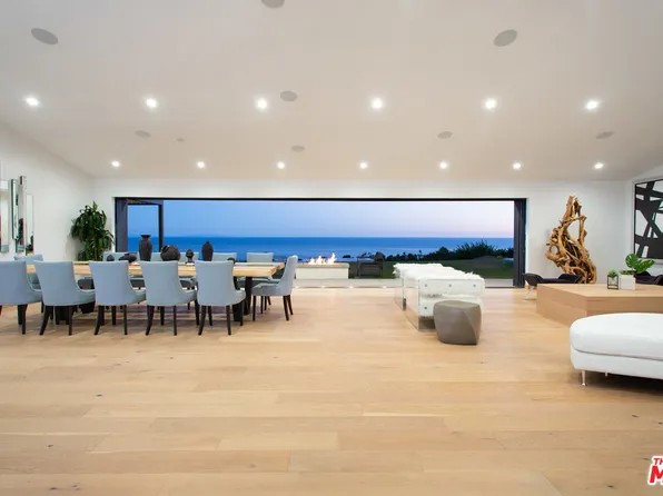 18038 Blue Sail Dr, Pacific Palisades, CA 90272