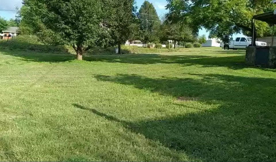 2nd image of 2023 Morgans Mill Rd