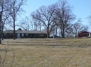 1048 N Blind Rd, Chana, IL 61015