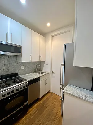 Rented by Abode Residential LLC | media 28