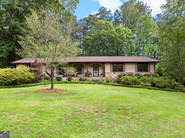 217 Cedar Trl, Jonesboro, GA 30238