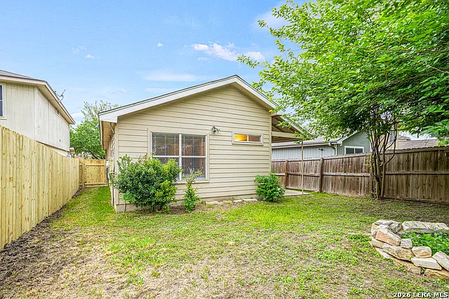 8954 Gill Brg — Photo 22