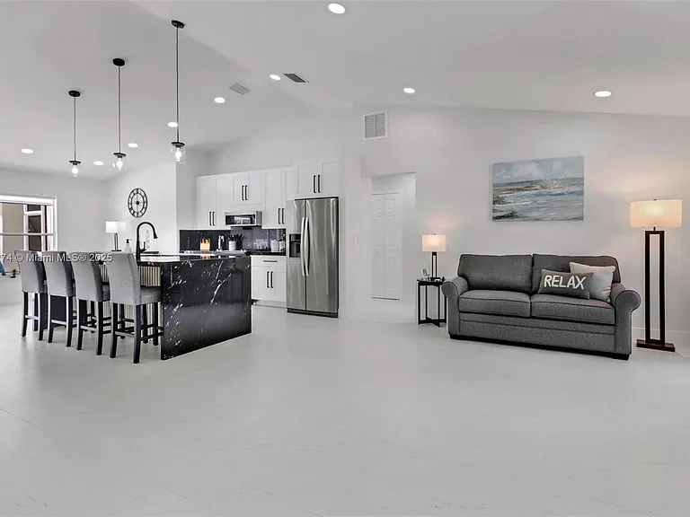 172 Plantation Cir — Photo 4