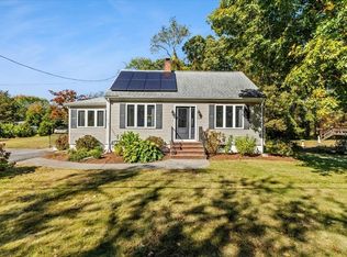 50 Peters Rd, Swansea, MA 02777