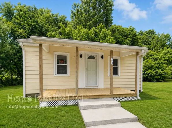 754 Meade St, Emporia, VA 23847