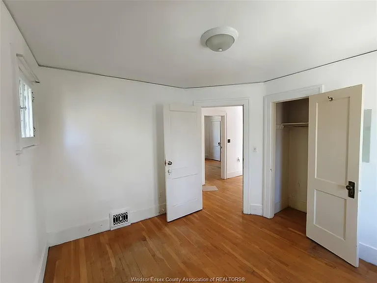 3046 Alexander Ave #UPPER — Photo 6