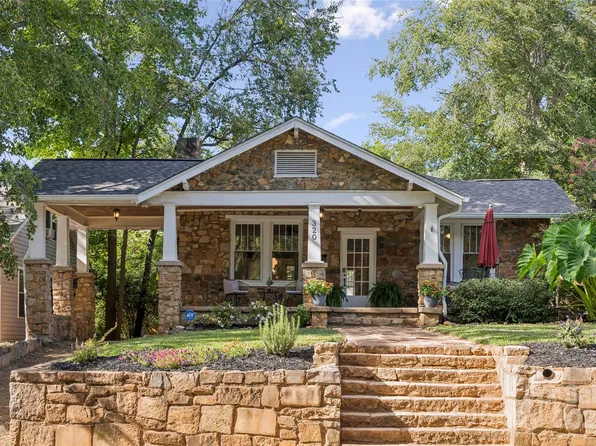 320 Wesley Heights Way, Charlotte, NC 28208