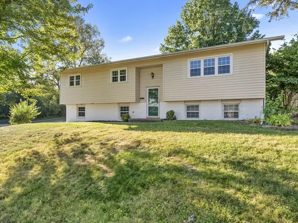834 Wier St, Muscatine, IA 52761