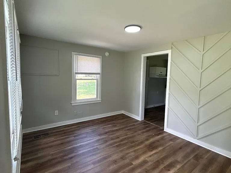 55 Adkins Cir — Photo 6