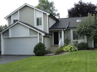 3809 Wheatlands Rd, Sylvania, OH 43560