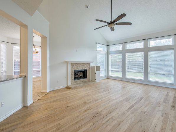 10701 Alexandria Dr