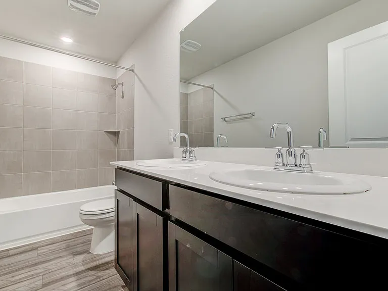 14513 Heartland Dr — Photo 6