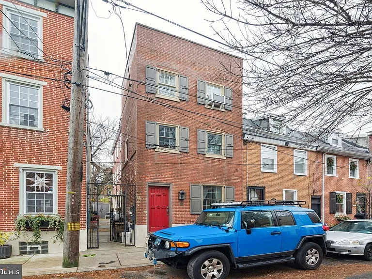 136 Carpenter St #C — Photo 27