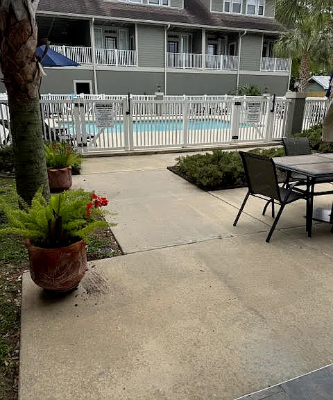 922 Porter Ave #205 — Photo 2