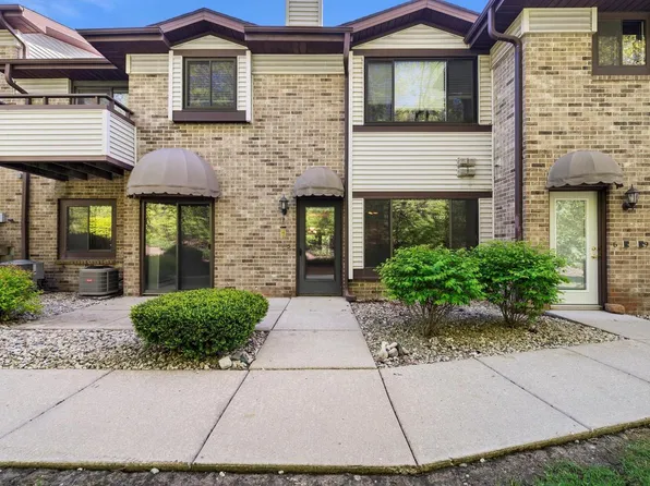 3220 Wood ROAD #5, Mount Pleasant, WI 53406