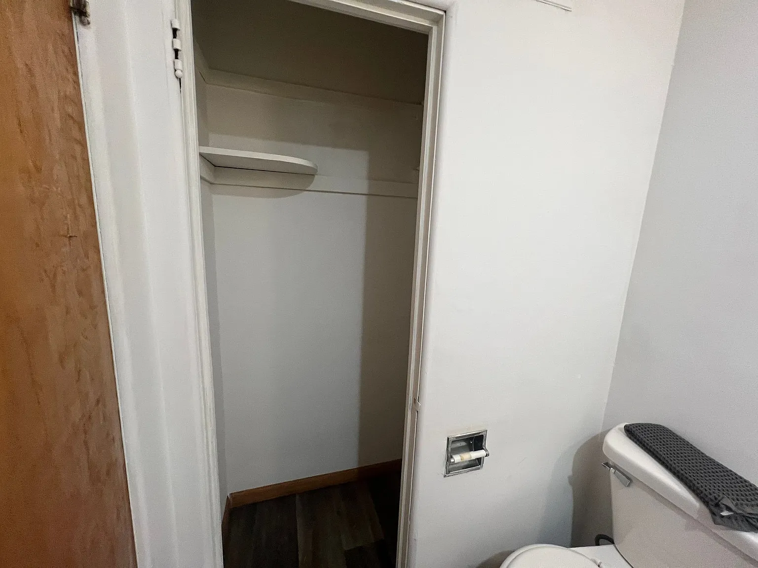 Creekview Apartments — Photo 4