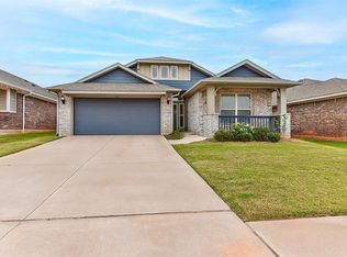 18636 Vivo Dr, Edmond, OK 73012