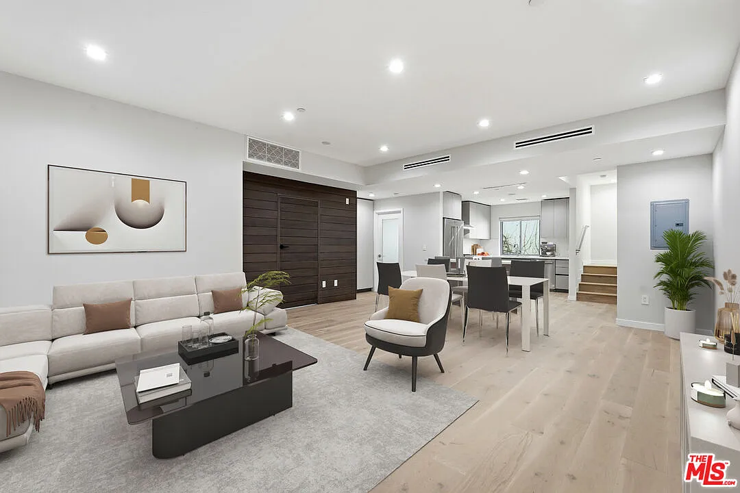 2 bed, 2.0 bath, 1151 sqft, $5,890 — Photo 1