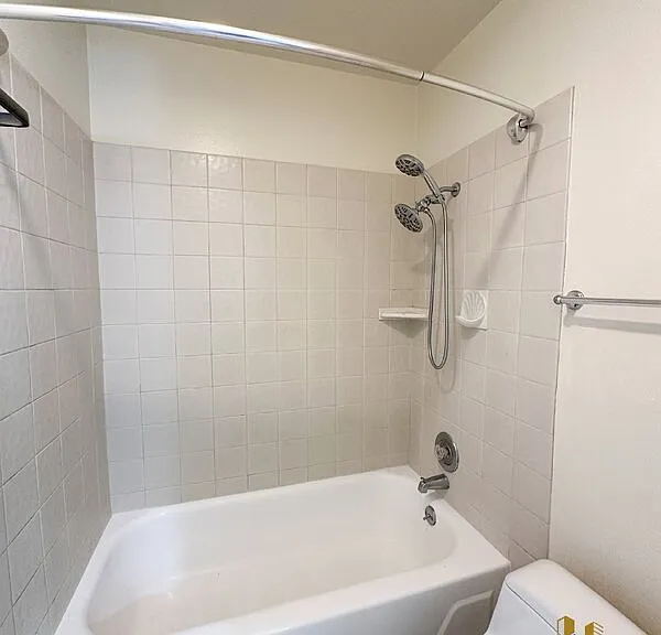 2200 Woodside Ln #5 — Photo 9