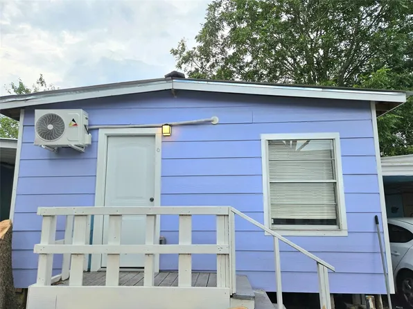 4419 W Bayshore Dr #6, Bacliff, TX 77518