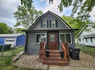 920 E 4th Ave, Mitchell, SD 57301
