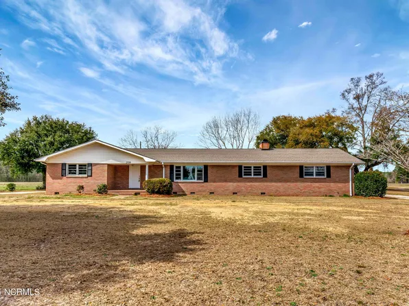2739 Tar Heel Road, Lumberton, NC 28358