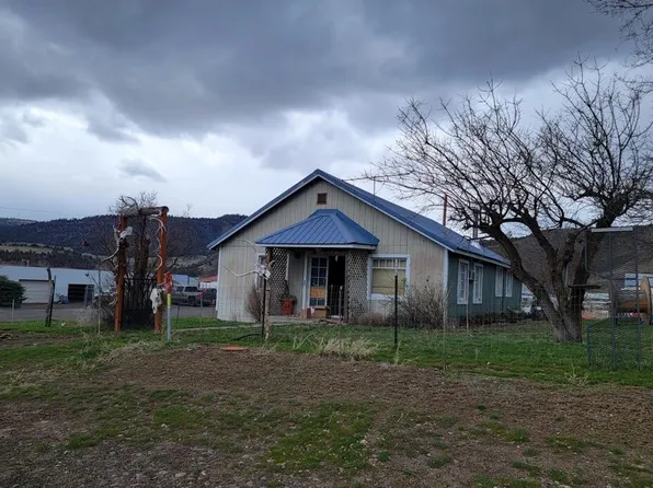 229 2nd St, Monument, OR 97864