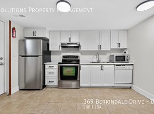 369 Berkindale Dr #B1, Hamilton, ON L8E 3R8