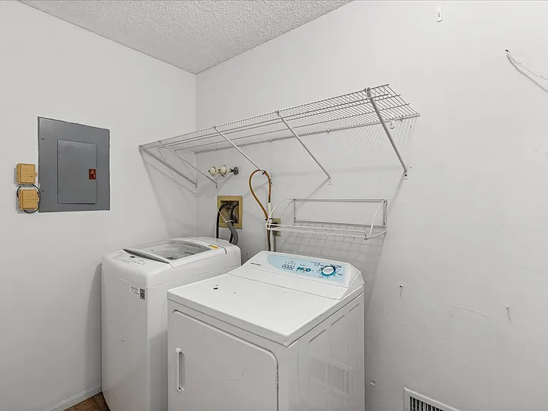 31 Arapaho Pl #1 — Photo 18