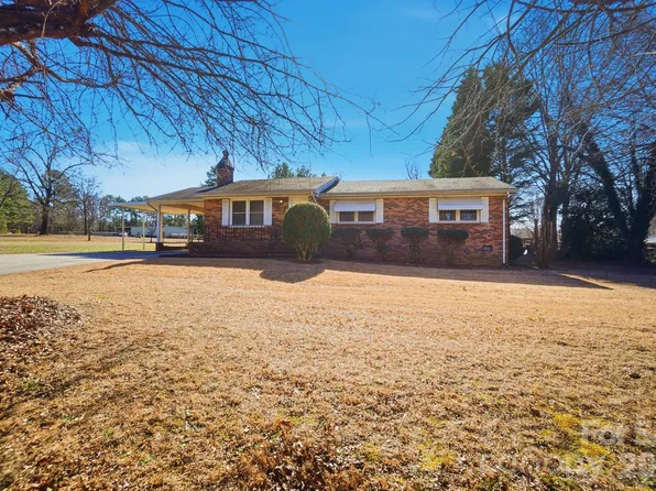 4409 Little Mountain Rd, Gastonia, NC 28056