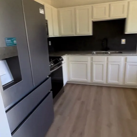 1254 Bordeaux Dr — Photo 11