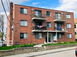 33 Middle St #14, Waltham, MA 02451