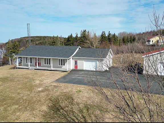 2nd image of 1279 Macgarry Rd