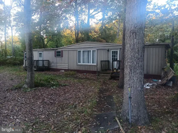 405 Daffodil Rd, Millville, NJ 08332