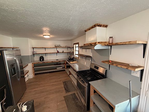 3rd image of 1106 Riverwood Rd #4