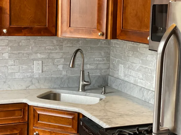 4243 Ridge Ave #2F, Philadelphia, PA 19129