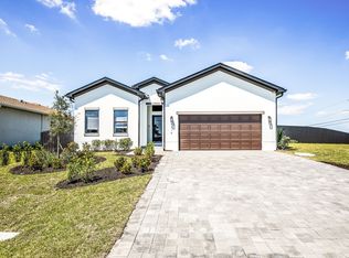 1221 NE 6th Pl, Cape Coral, FL 33909