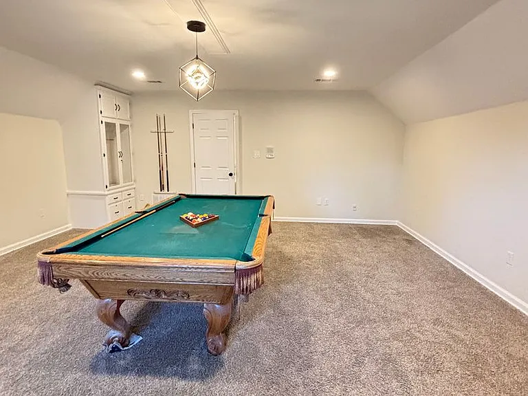 990 Eagle Ridge Cv — Photo 37