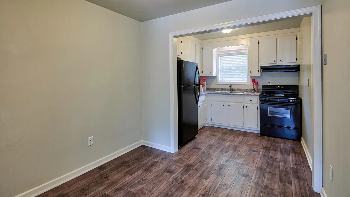 Building Photo - The Sterling Apartment Homes