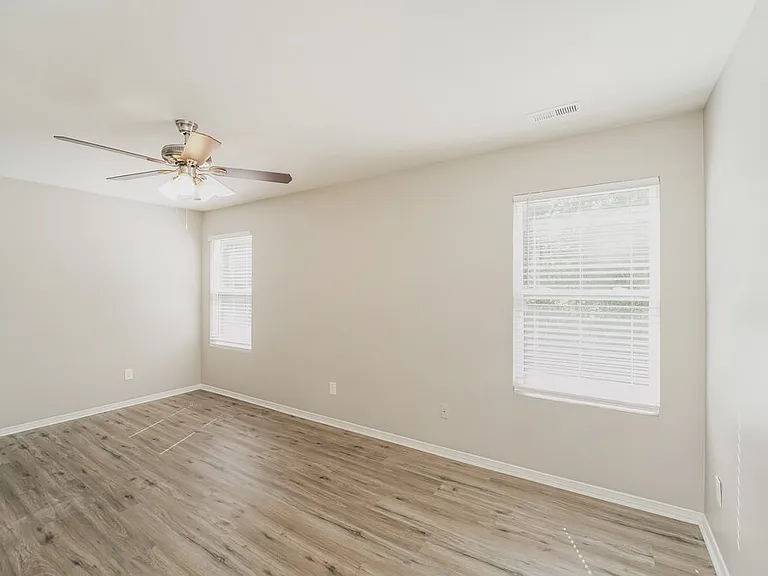 12418 Dervish Ln — Photo 11