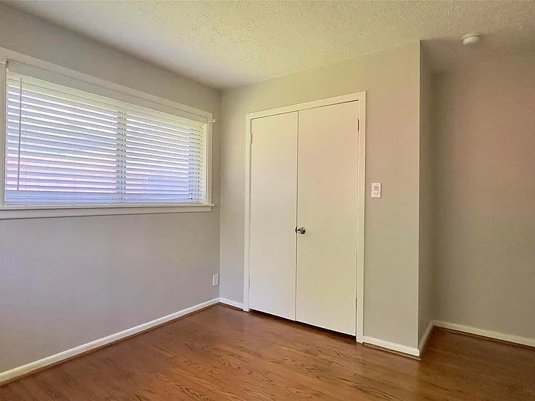 1418 Murrayhill Dr — Photo 18