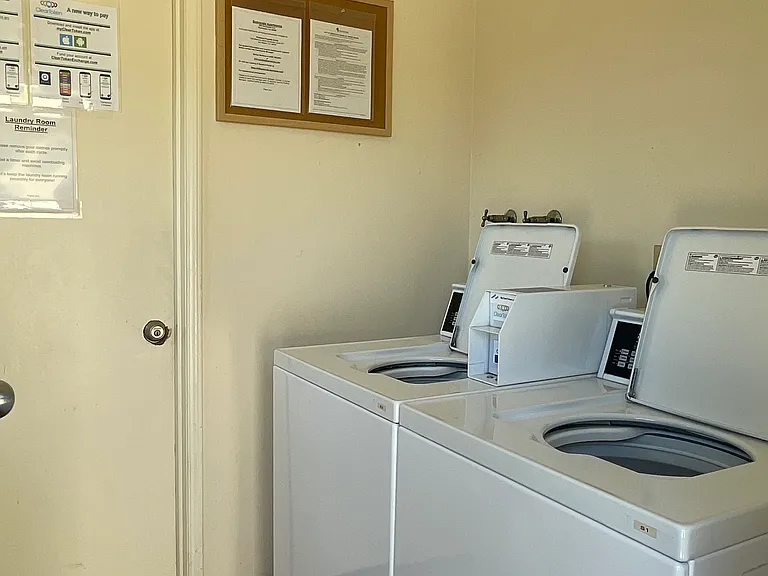 390 S Sunnyvale Ave #6 — Photo 10
