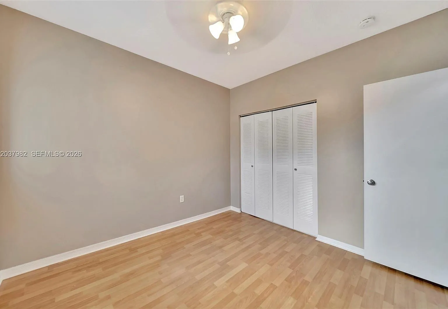 3 bed, 2.5 bath, $3,300 — Photo 4