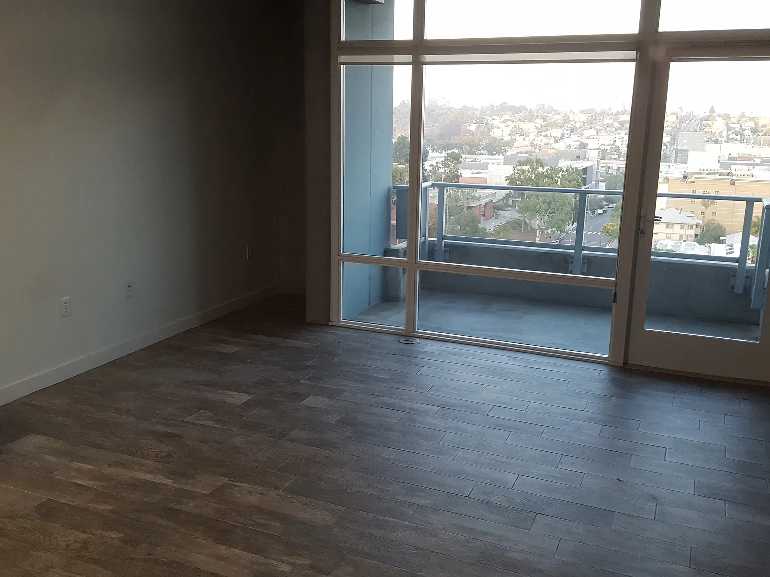 Studio, 472 sqft, $1,950 — Photo 2