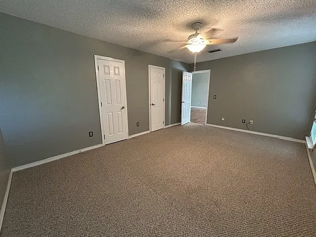 8064 Kilwinning Ln — Photo 12