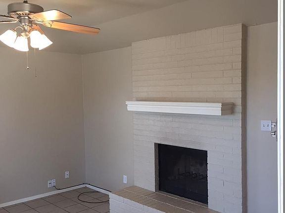 3rd image of 7017 Lincoln Dr