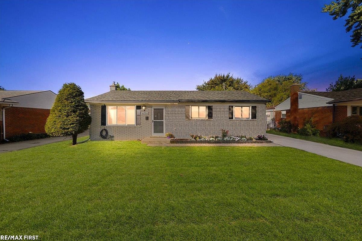 もページ 40309 Lexington Park Dr, Sterling Heights, MI 48313 | Zillow